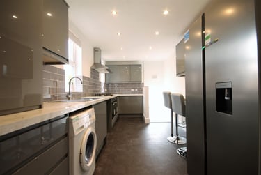 3 bed flat, Hazelwood Avenue, Jesmond, Newcastle, NE23HU - Image 3
